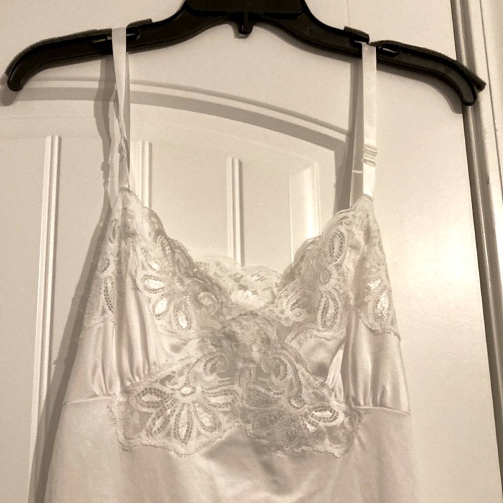 Vintage shadow line slip